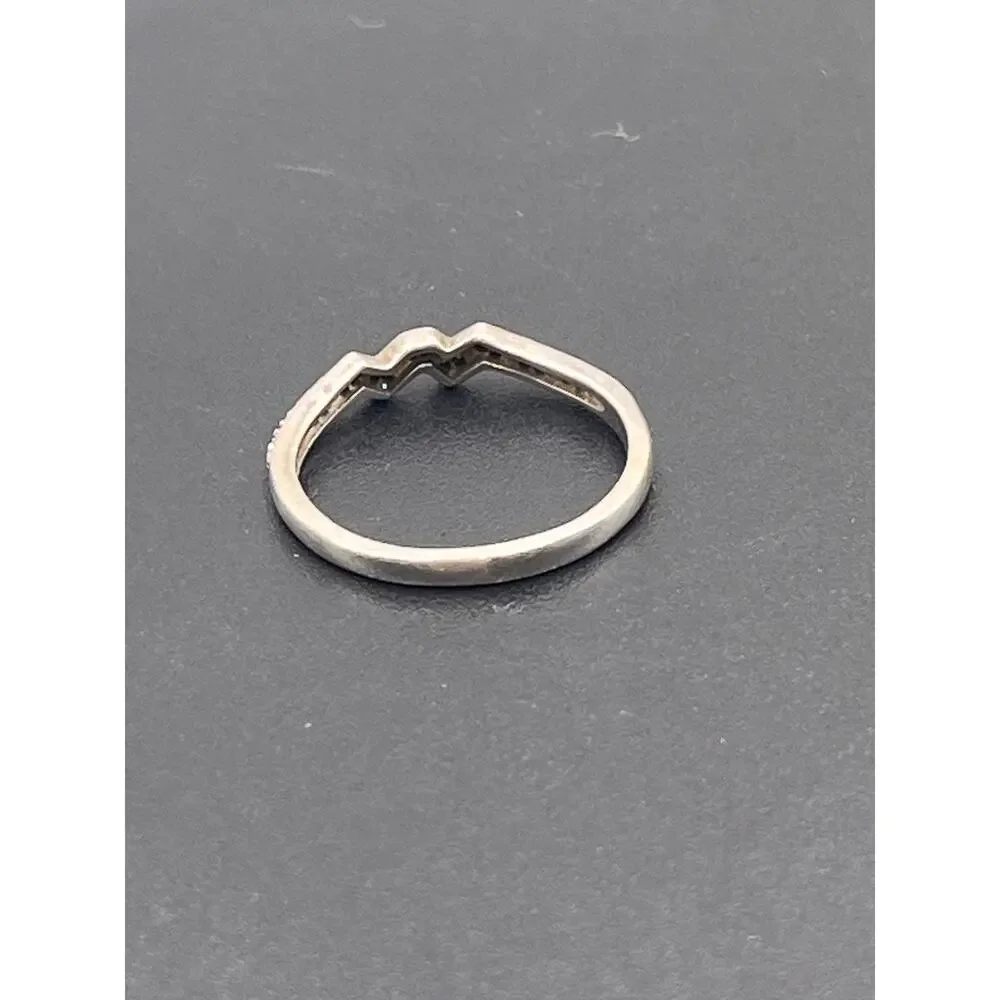 HK Sterling Silver 925 Wave Chip‎ Diamond Band Ring Size 7.5